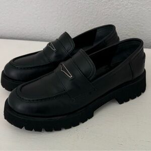 Steve Madden Lawrence Black Leather Chunky Lug Sole Loafers Size 9/9.5